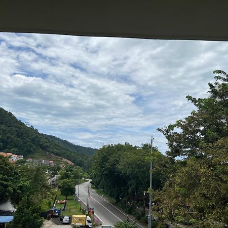 Batu Feringgi Homestay Екстер'єр фото